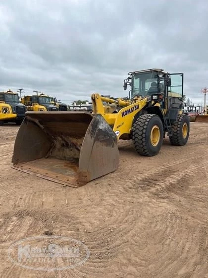Used Komatsu Loader